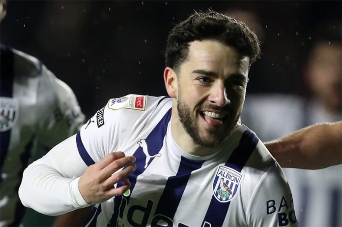 Michael Johnston, em campo pelo West-Bromwich