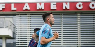 Saúl treina no Flamengo no Ninho do Urubu