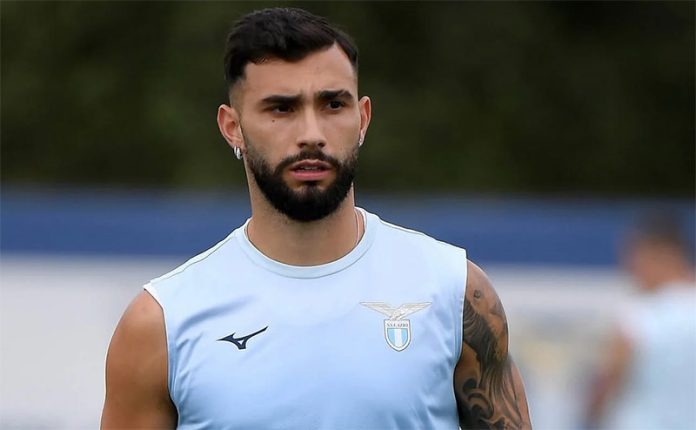 Valentín Castellanos em campo pela Lazio