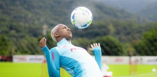 Wallace Yan em treino do Flamengo no Ninho do Urubu