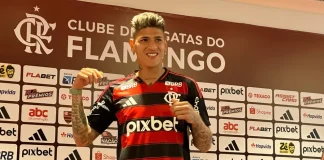 Carrascal em sua apresentação ao Flamengo no Ninho do Urubu
