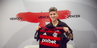 Carrascal em sua chegada ao Flamengo no Ninho do Urubu - Foto: Adriano Fontes/Flamengo