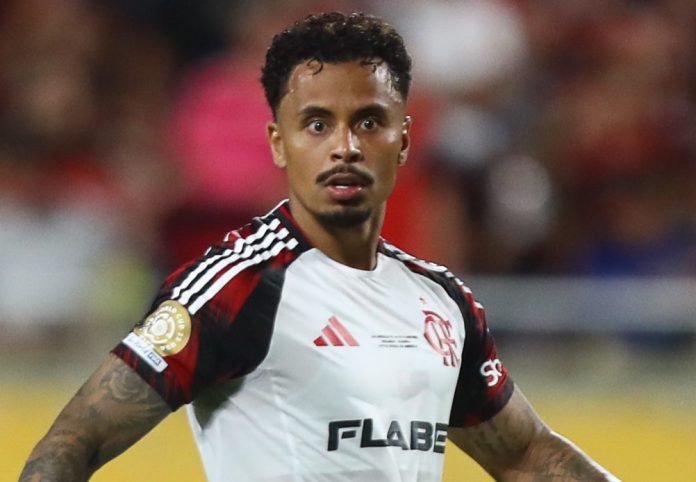 Allan em campo pelo Flamengo