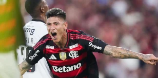 Carrascal comemora seu primeiro gol pelo Flamengo contra o Vasco - FOTO: Gilvan de Souza / Flamengo