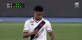 Matheus França ia beijar o escudo, mas lembrou que agora ele está no rival do Flamengo