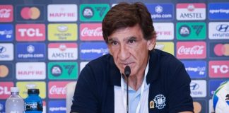 Gustavo Costas técnico do Racing em entrevista após eliminação para o Flamengo