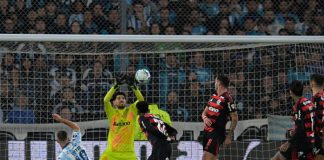 Rossi faz mais uma defesa na classificação do Flamengo para final da Libertadores da América