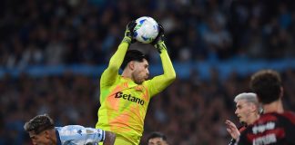 Rossi faz mais uma defesa na classificação do Flamengo para final da Libertadores da América