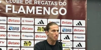 Filipe Luís em entrevista após empate do Flamengo contra o São Paulo - Foto: Guilherme Lesnok / Lance