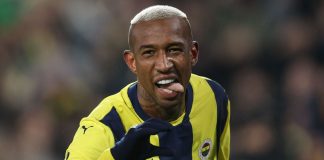 Anderson Talisca atacante do Fenerbahçe