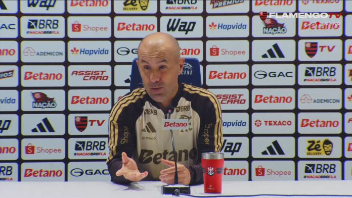 Leonardo Jardim em entrevista coletiva após vitória do Flamengo no Maracanã