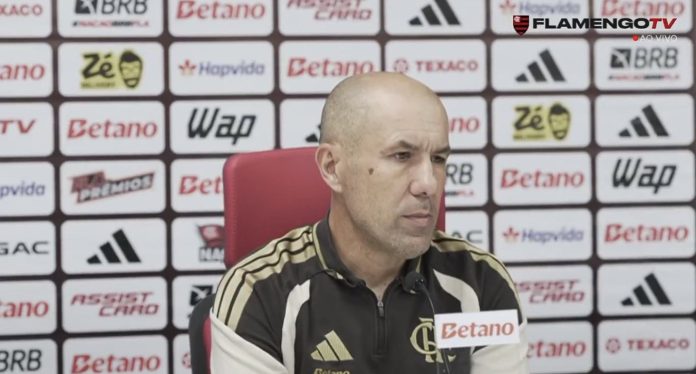 Leonardo Jardim em entrevista após vitória do Flamengo no Maracanã