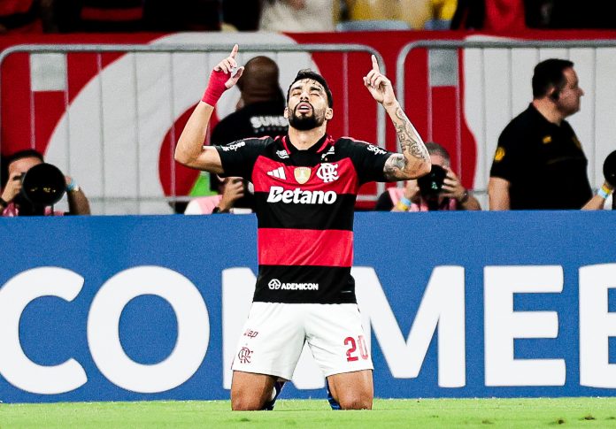 Lucas Paquetá marcou o primeiro gol da goleada do Flamengo sobre o Independiente Medellín - Foto: Gilvan de Souza / Flamengo