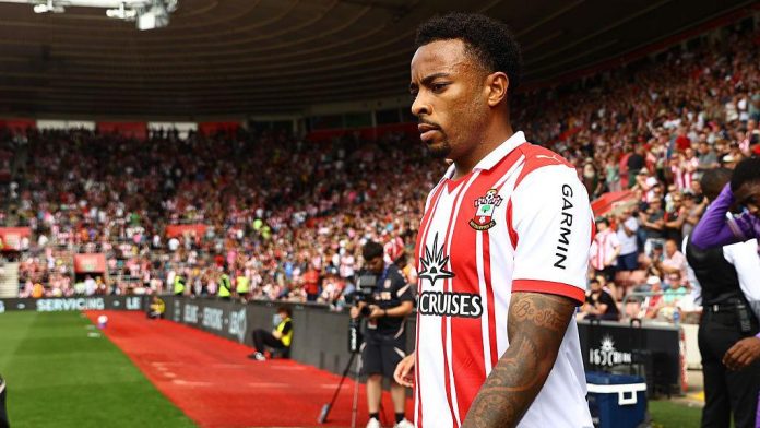 Welington lateral do Southampton (ING).