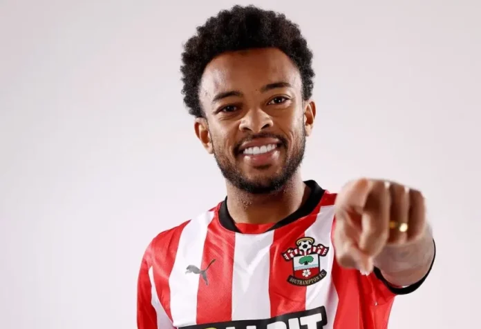 lateral-wellington-inglaterra O lateral Wellington do Southampton da Inglaterra