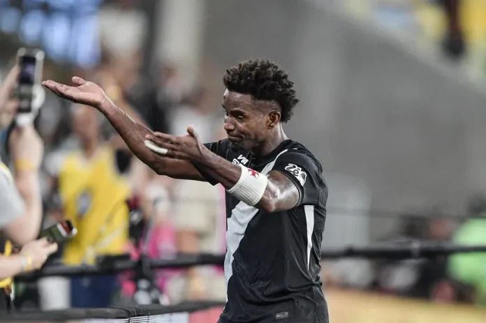 Thiago Mendes jogador do vasco que foi punido pelo STJD
