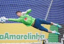 Leo Nannetti tem programação definida pelo Flamengo após participação na Copa do Mundo Léo Nannetti em treino da Seleção Brasileira