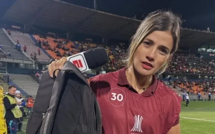 A repórter Lilliany Nascimento, da ESPN, na cobertura de Independiente Medellín x Flamengo pela Copa Libertadores