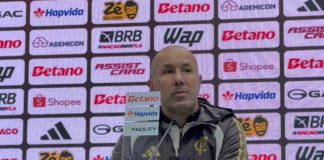 Leonardo Jardim em entrevista coletiva após goleada do Flamengo sobre a Chapecoense