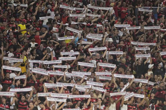 Torcida do Flamengo presente no Maracanã - Foto: André Durão / GE