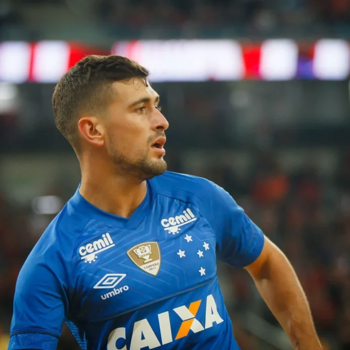 Arrascaeta jogador do Flamengo, jogou pelo Cruzeiro de 2015 a 2019.