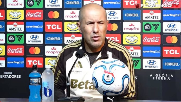 Leonardo Jardim em entrevista coletiva após empate do Flamengo com o Cruzeiro no Mineirão