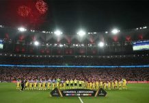 Libertadores: Flamengo chega à 5ª semifinal desde 2019; relembre cada campanha Times perfilados antes da bola rolar no Maracanã - Foto: Mauro Pimentel / AFP