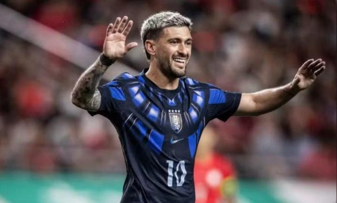 Arrascaeta marca golaço e dá assistência em goleada do Uruguai