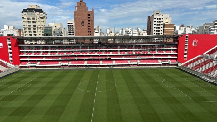 estadio-do-estudiantes O estádio oficial do Estudiantes de La Plata é o Estádio Jorge Luis Hirschi, popularmente conhecido como Estádio UNO