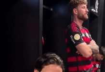 Jogadores do Flamengo no vestiário do Maracanã