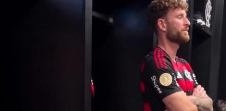 Jogadores do Flamengo no vestiário do Maracanã