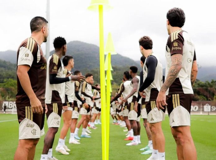 Flamengo se reapresenta nesta terça e começa preparação para duelo com o Santos