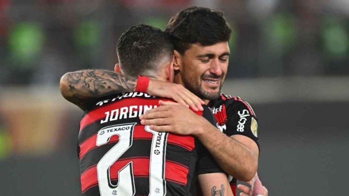 jorginho-arrascaeta-jogadores-flamengo Jorginho e Arrascaeta, jogadores do Flamengo