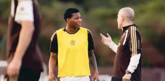 Plata e Léo Jardim