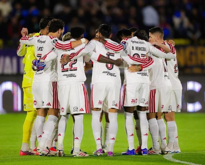 Jogadores do Flamengo em Quito contra o Independiente del Valle, pela Libertadores