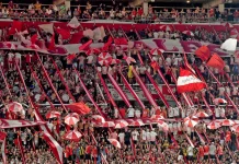 Torcida do Estudiantes de La Plata, um dos clubes mais tradicionais do futebol argentino