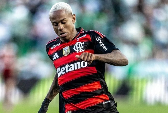 wallace-yan-ex-jogador-flamengo Wallace Yan, ex jogador do Flamengo. Atualmente jogador do Red Bull Bragantino