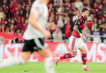 Léo Pereira em campo na eliminação do Flamengo para o Estudiantes no Maracanã - Foto: Gilvan de Souza / Flamengo