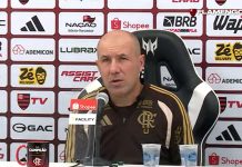 Leonardo Jardim em entrevista coletiva após goleada do Flamengo sobre o Vasco no Engenhão