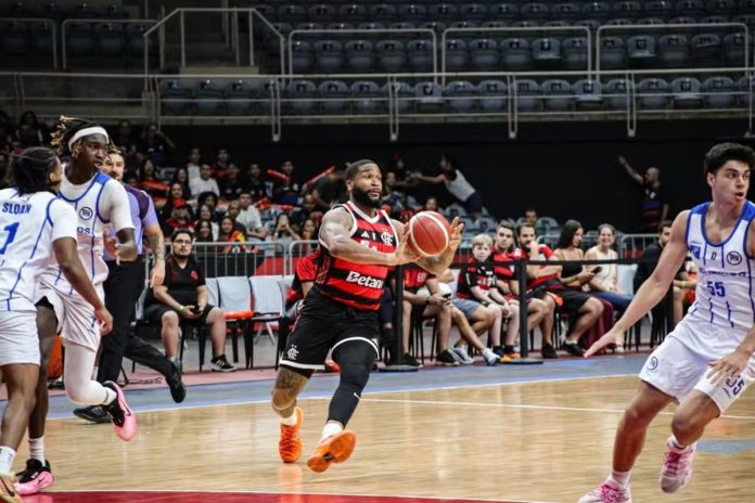 Flamengo x Pinheiros basquete NBB — Foto: Julliana Nascimento/CRF