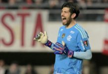 Jornal espanhol critica Flamengo após empate com Estudiantes e destaca Rossi como herói Rossi em partida contra o Estudiantes, na Argentina, pela Libertadores