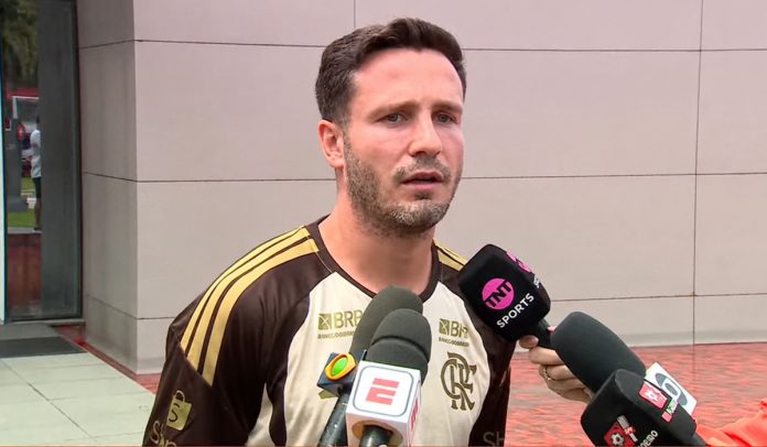 saul-jogador-do-flamengo-em-entrevista (1) Saúl em entrevista, exalta Arrascaeta e afirma que ninguém consegue fazer sua função como o uruguaio