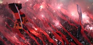 Torcida do Flamengo no Maracanã